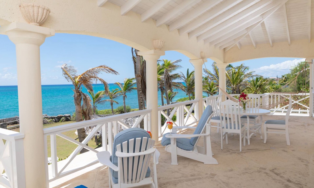 Silver Sands House | Beachfront 2 bedroom apt. No. 4 right one of the white sand beach of Silver Sands