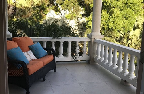 Oistins Apartment | Cozy fully furnished 1bed1bath Apartment conveniently located on the South Coast