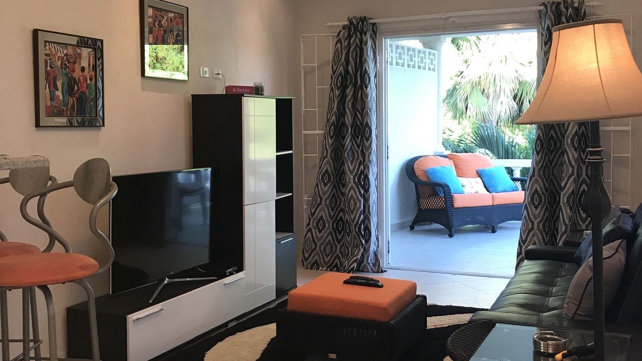 Photo of Livingroom in Oistins