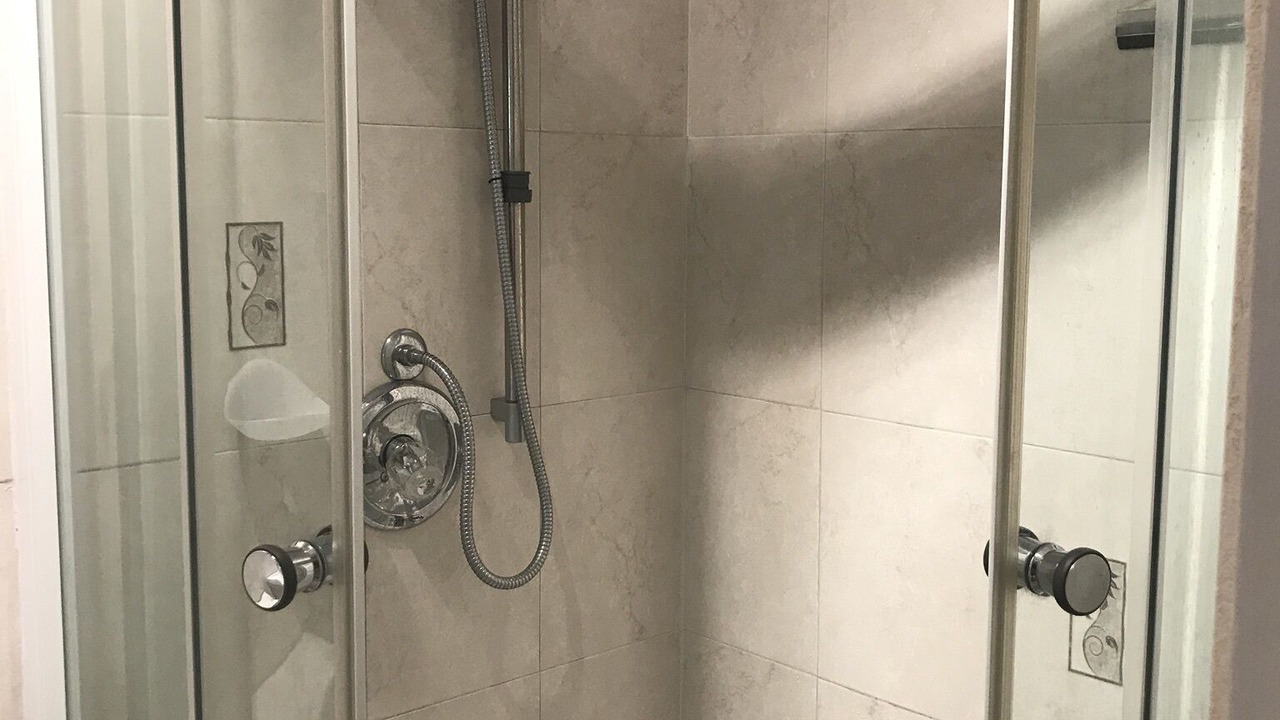 Photo of Bathroom in Oistins